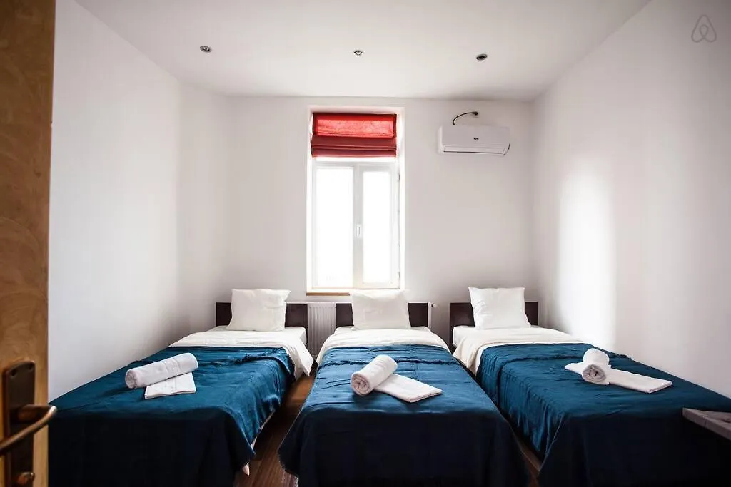 The Castle Of Piata Romana Hostel Bucharest